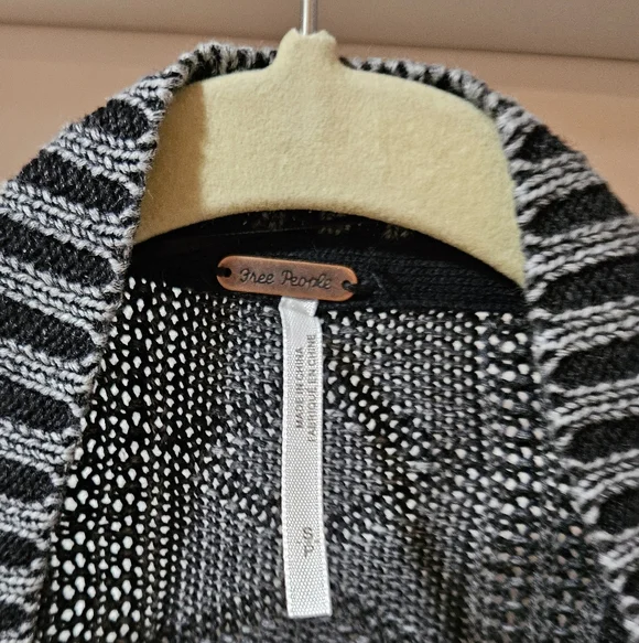 Free People All Washed Out Cardi Asymmetrical Hem Tassel Tie Front Black Small - Picture 13 of 16